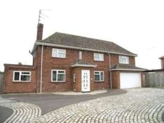 5 Bedroom Detached